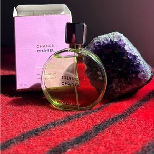 CHANEL Chance Eau Fraîche with Green Hue